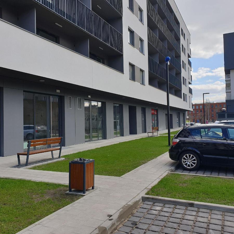 Q Apart Amber - Studio, Manufaktura, Klimatyzacja I Garaz Gratis, Netflix, Fv, Gwarancja Zadowolenia Łódź Dış mekan fotoğraf